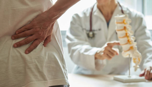 10 gezondheidsvoordelen van een goede bureaustoel; fysiek & mentaal